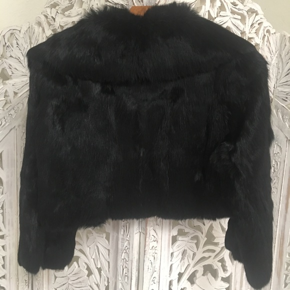 ✨Gorgeous Rabbit Fur Bebe crop coat✨ - Picture 4 of 8